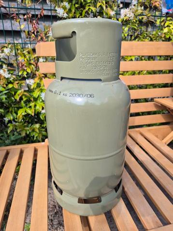 Gasfles 12,3L - Gekeurd tot 2030 - Zo goed als nieuw beschikbaar voor biedingen