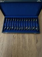 Verzameling  koninklijke Zilveren Lepeltjes in Doos, Verzamelen, Koninklijk Huis en Royalty, Ophalen of Verzenden