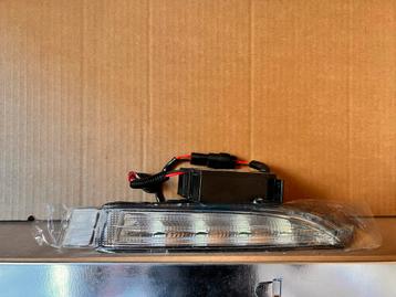 VW Golf 6 DRL mistlicht R bumper links beschikbaar voor biedingen