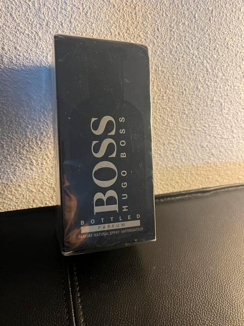 Hugo Boss Bottled 200ML Parfum - Nieuw, Sieraden, Tassen en Uiterlijk, Uiterlijk | Parfum, Nieuw, Verzenden
