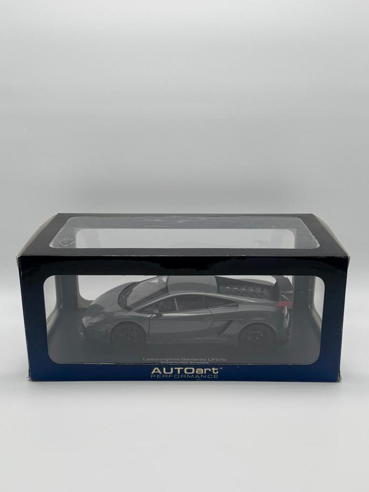 AutoArt Lamborghini Gallardo Supertrofeo 1:18 - Nieuwstaat, Hobby en Vrije tijd, Modelauto's | 1:18, Zo goed als nieuw, Auto, Autoart