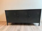Stoere zwarte kast, Huis en Inrichting, Kasten | Kledingkasten, Ophalen, 150 tot 200 cm, Zo goed als nieuw, Minder dan 100 cm