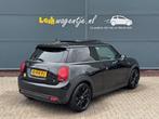 Mini Mini Electric Classic 33 kWh *schuifdak *camera *cruise, Gebruikt, 4 stoelen, Leder en Stof, 184 pk