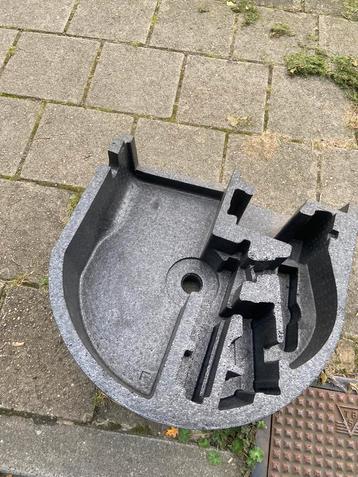 kofferbakinzet beschikbaar voor biedingen