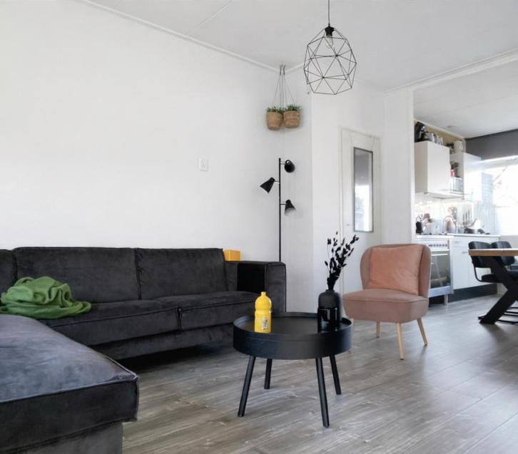 Hoekbank Tazzo Velvet Zwart, Huis en Inrichting, Banken | Bankstellen, Gebruikt, Hoekbank, Vierpersoons of meer, 250 tot 300 cm