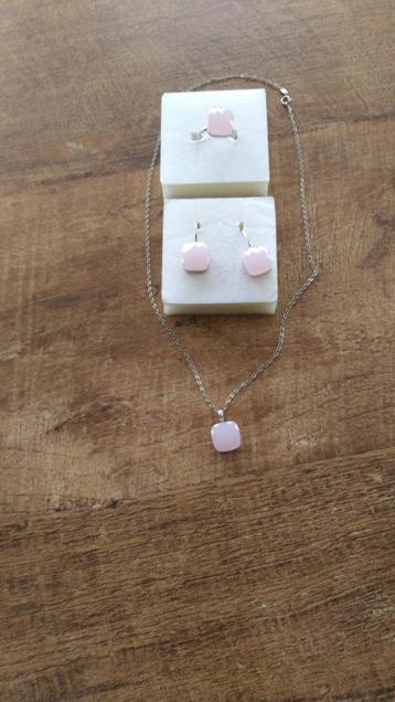 Zilveren setje Ketting, ring en oorbellen ( 925 ) beschikbaar voor biedingen