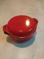 Gietijzeren pan met deksel 24 cm gietijzer made in france, Ophalen of Verzenden, Zo goed als nieuw, Gietijzer, Koekenpan of Braadpan