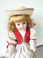 Porseleinen pop uit de Heritage Mint Collection, Verzamelen, Ophalen of Verzenden, Gebruikt, Pop