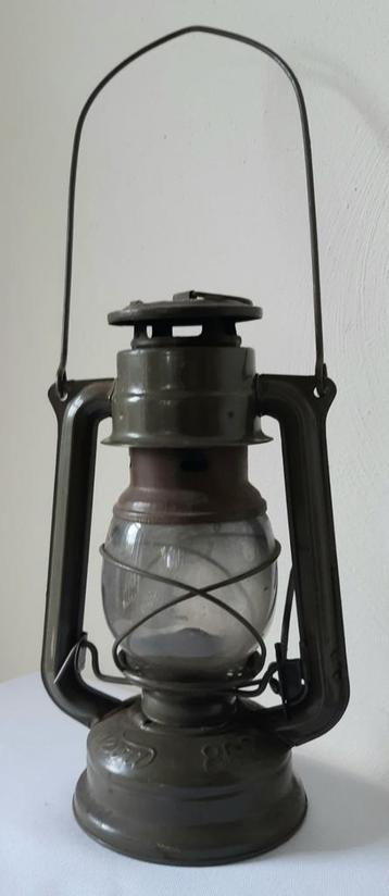 Stormlamp WOII Meva 863 Tsjechoslowakije beschikbaar voor biedingen