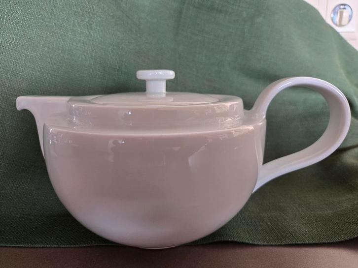 Arzberg theepot. Design Cult White van Dieter Sieger, Huis en Inrichting, Keuken | Servies, Zo goed als nieuw, Overige typen, Overige stijlen