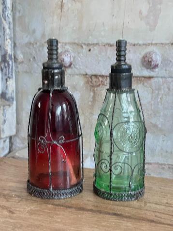 Vintage olielamp uit India - parfum fles - flesje beschikbaar voor biedingen