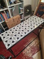 Moderne sidetable., Ophalen, 100 tot 150 cm, Zo goed als nieuw, 25 tot 50 cm
