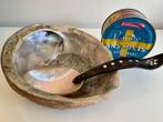 Zware Grote Abalone Schelp Schaal ~Kaviaar Lepel Parelmoer, Huis en Inrichting, Woonaccessoires | Schalen en Manden, Ophalen of Verzenden