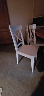 Tafel 90 x 200, 6 witte houten stoelen, Huis en Inrichting, Ophalen, Gebruikt, Wit, Vier