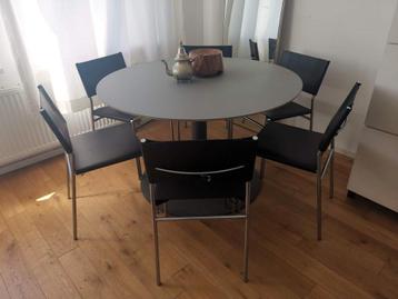 HAY tafelblad met onderstel van staal design beschikbaar voor biedingen