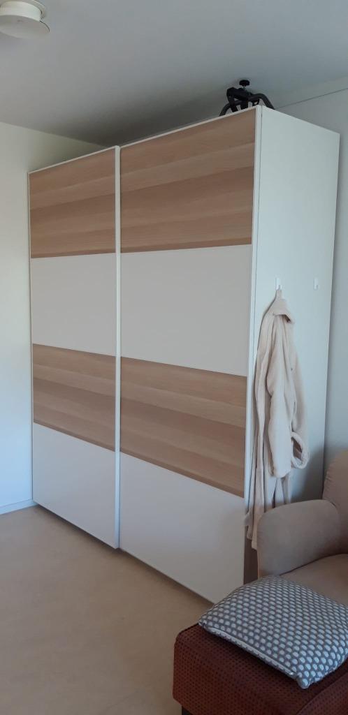 IKEA PAX/MEHAMN kledingkast met schuifdeuren 200x236x58 cm, Huis en Inrichting, Kasten | Kledingkasten, Gebruikt, 200 cm of meer