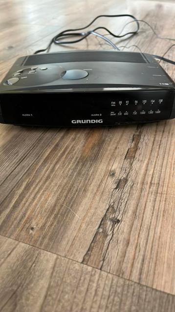 Grundig wekkerradio net en batterijen  k-sc40 beschikbaar voor biedingen
