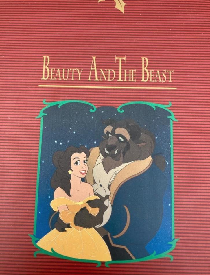 Disney ornamenten boek, Verzamelen, Disney, Zo goed als nieuw, Beeldje of Figuurtje, Assepoester of Belle, Ophalen of Verzenden