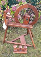 Antiek Spinnewiel, Hobby en Vrije tijd, Spinnewielen en Spinnen, Ophalen, Gebruikt, Spinnewiel