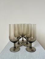 Set van 5 vintage bruine glazen, 6x17cm. Rookglas 60s 70s, Verzamelen, Glas en Borrelglaasjes, Verzenden, Gebruikt, Overige typen