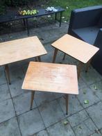 3 oude schooltafeltjes van hout, 50 tot 100 cm, Ophalen of Verzenden, Zo goed als nieuw, 25 tot 50 cm