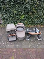 Mutsy Nio kinderwagen en buggy met regenhoezen, Kinderen en Baby's, Kinderwagens en Combinaties, Ophalen, Gebruikt, Verstelbare duwstang