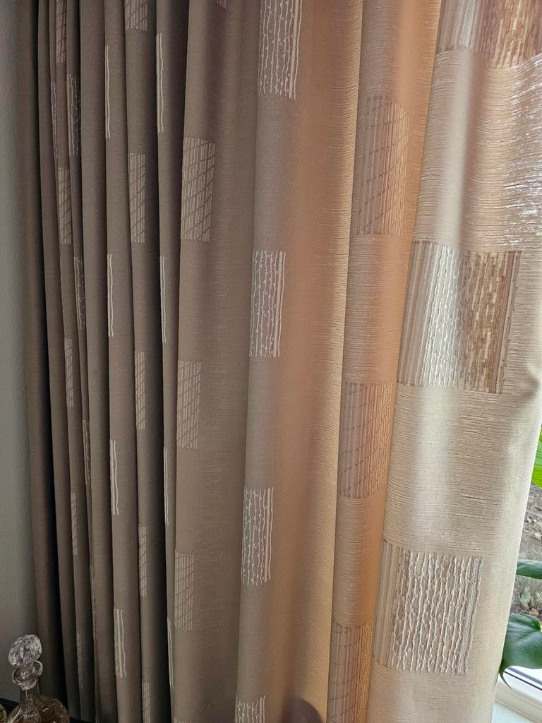 Zandkleurige kamerhoge overgordijnen, Ophalen, Gebruikt, 200 cm of meer, 200 cm of meer