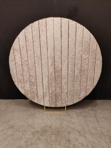 Backdrop  beschikbaar voor biedingen