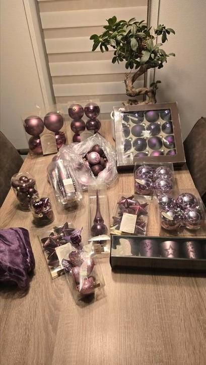 Kerstballen sets waar jij de show mee kunt stelen!, Diversen, Kerst, Zo goed als nieuw, Ophalen