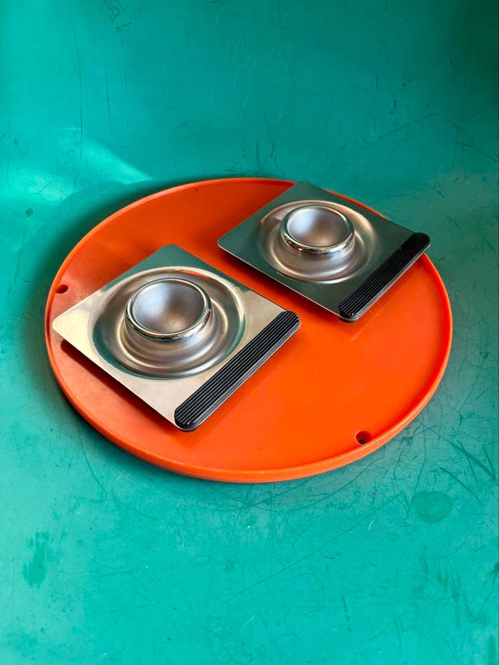 Vintage eierdopjes minimalistisch design chrome mid century, Antiek en Kunst, Antiek | Keukenbenodigdheden, Ophalen of Verzenden
