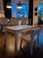 Kinderbureautje met stoel. (Tafeltje / knutseltafeltje), Kinderen en Baby's, Kinderkamer | Inrichting en Decoratie, Ophalen, Gebruikt