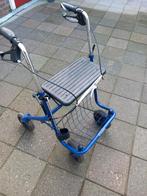 Blauwe rollator, Ophalen