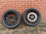 BMW R 1200/1250 GS LC Spaakvelgen Set met TKC70 Banden, Motoren, Ophalen, Gebruikt