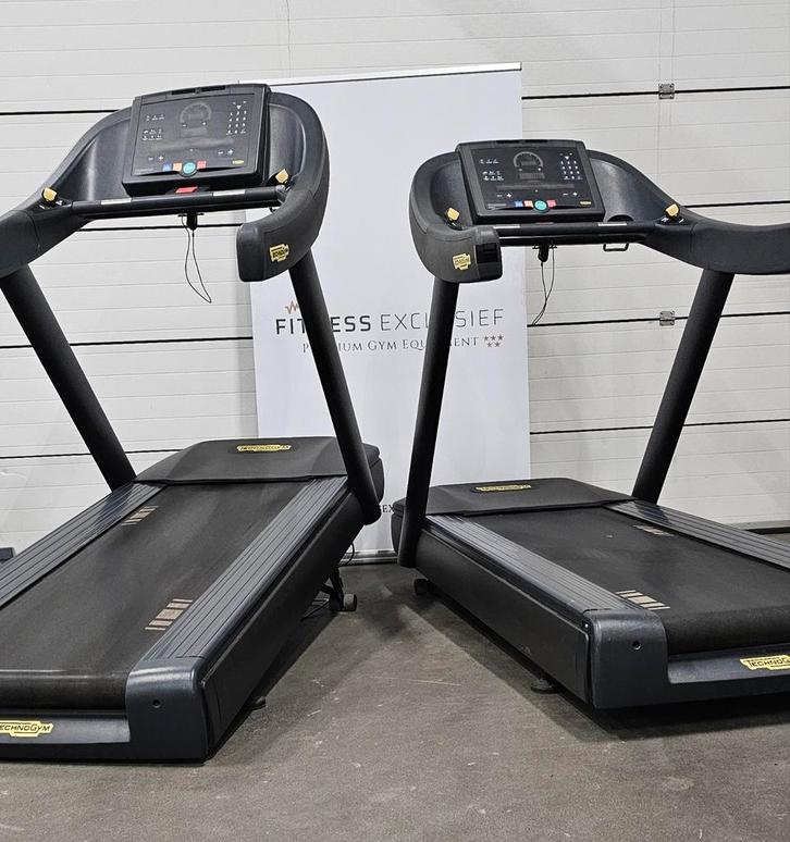 6x Technogym Run Excite 1000 LED 11/2022 loopbanden treadmil, Sport en Fitness, Fitnessmaterialen, Gebruikt, Overige typen, Armen