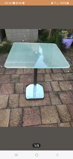 Design tafeltje chroom / glas, Huis en Inrichting, Tafels | Bijzettafels, Minder dan 55 cm, Rond, Ophalen, 45 tot 60 cm