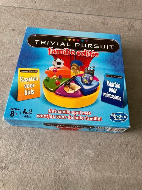 Trivial persuit familie editie Hasbro, Hobby en Vrije tijd, Gezelschapsspellen | Bordspellen, Zo goed als nieuw, Ophalen of Verzenden