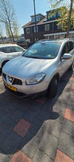 Nissan Qashqai+2 2.0 2WD 2010 Grijs Net nieuwe APK tot 2026, 65 €/maand, Zwart, Stoelverwarming, 7 stoelen