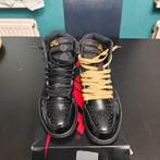 Air Jordan 1 Retro High OG Black/Gold Patent, Kleding | Heren, Schoenen, Zwart, Ophalen of Verzenden, Nike Air Jordan, Sneakers of Gympen
