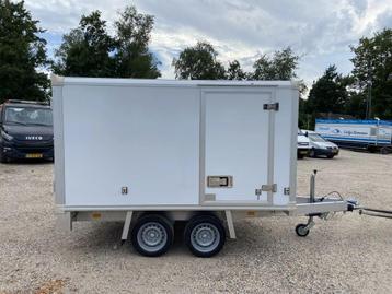 ultra lite gesloten aluminium aanhanger 2700 kg (bj 2024) beschikbaar voor biedingen