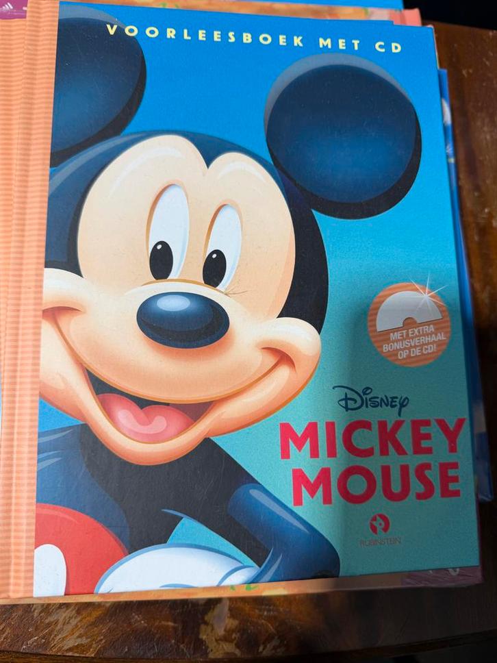 5 x nieuw Mickey Mouse Voorleesboek met CD - Nieuwstaat!, Spelcomputers en Games, Games | Nintendo Switch, Zo goed als nieuw, Avontuur en Actie