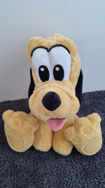 Disneyland Parijs pluto Knuffel - Big Feet Serie beschikbaar voor biedingen