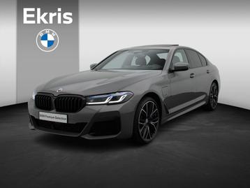 BMW 5 Serie Sedan 545e xDrive M Sportpakket | Innovationspak beschikbaar voor biedingen
