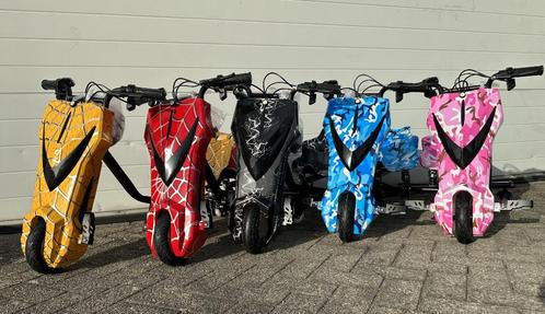Drift Trike Kart 250w 36V met vering versch. kleuren NIEUW, Kinderen en Baby's, Speelgoed | Buiten | Voertuigen en Loopfietsen