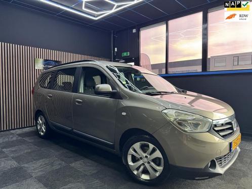 Dacia Lodgy 1.2 TCe Prestige 5p. Airco navi Cruise trekhaak, Auto's, Dacia, Bedrijf, Te koop, Lodgy, ABS, Airbags, Airconditioning