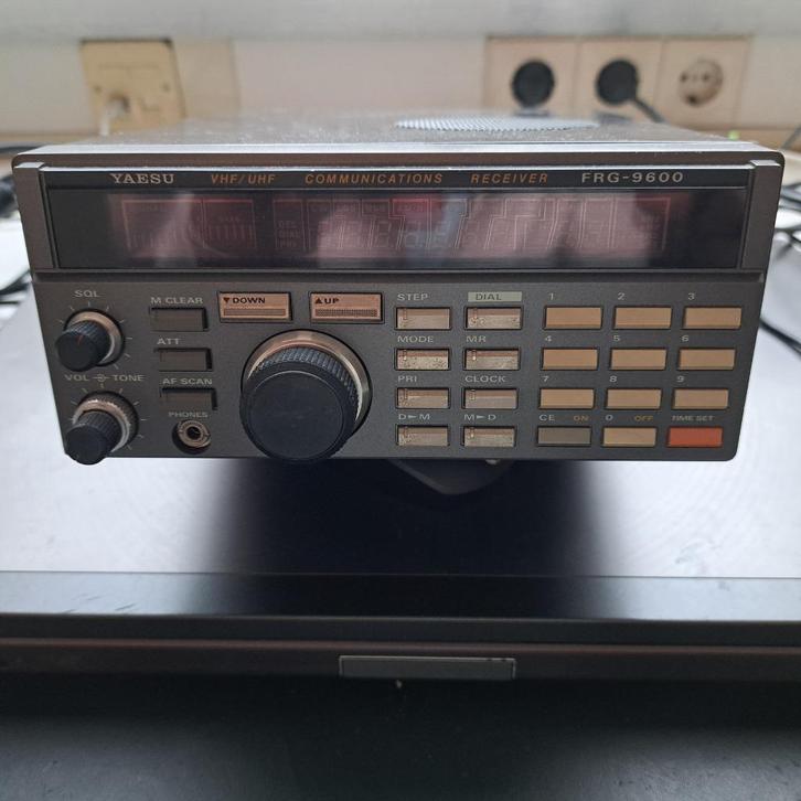 Yaesu FRG-9600, Telecommunicatie, Zenders en Ontvangers, Gebruikt, Ontvanger, Ophalen of Verzenden