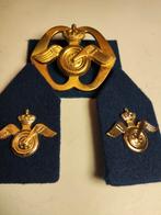 Oud setje AAT met 5 wielmoeren, Ophalen of Verzenden, Landmacht, Nederland, Embleem of Badge