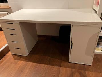 Bureau Glans Wit met Lades en Kast beschikbaar voor biedingen