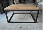 Industriële, landelijke salontafel van firma Hout en Staal, Ophalen, 50 tot 100 cm, 50 tot 100 cm, Zo goed als nieuw