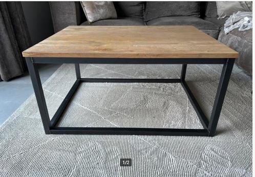 Industriële, landelijke salontafel van firma Hout en Staal, Huis en Inrichting, Tafels | Salontafels, Zo goed als nieuw, Minder dan 50 cm