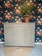Brocante kast - dressoir - beige / zand kleur, Ophalen